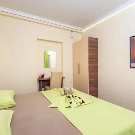بيت ضيافة Goldfield 3*