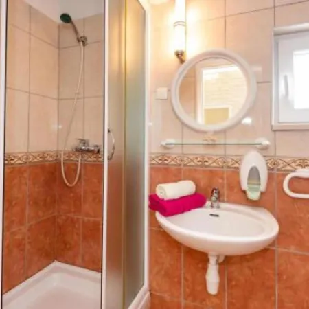 Гостевой дом Goldfield 3*