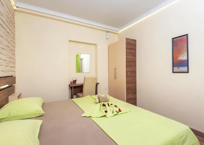 بيت ضيافة Goldfield 3*